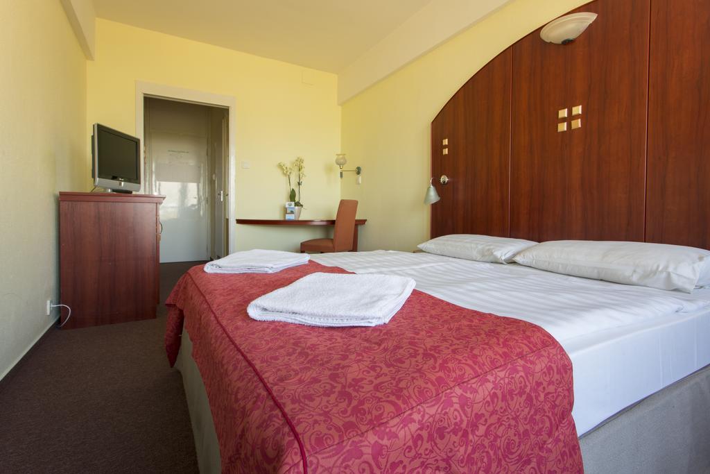 Silver Beach Resort Замарди Экстерьер фото